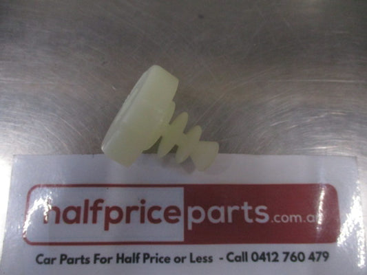 Mitsubishi Outlander/Lancer/Ralliart Genuine Power Steering Fluid Reservoir Cap New Part