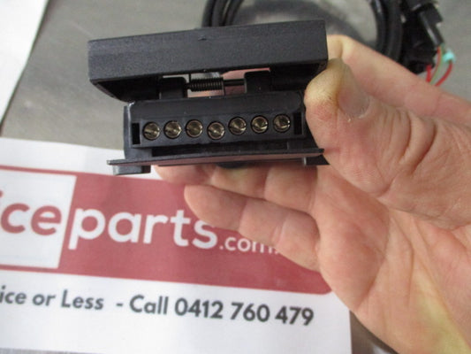 Mitsubishi Triton Genuine 7 Pin Trailer Wiring Kit New Part