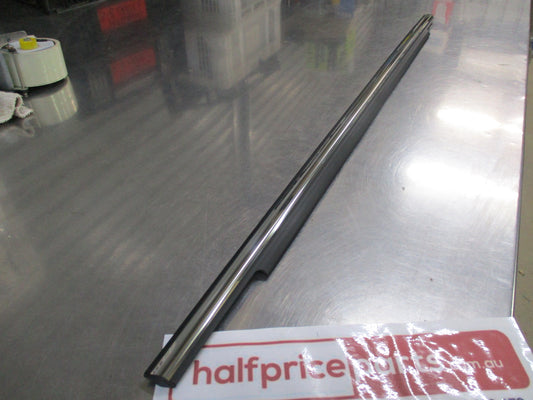 Mitsubishi Outlander Genuine Left Hand Rear Door Chrome Window Belt Moulding New Part