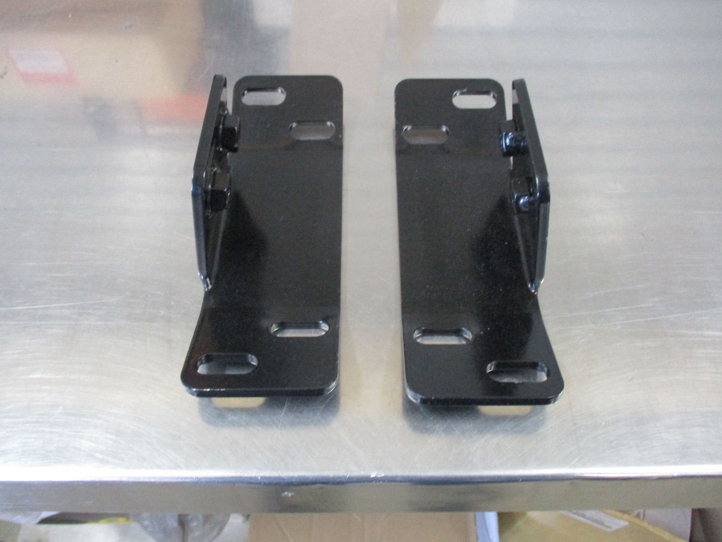 Nissan R51M Pathfinder Genuine Bar Mounting Brackets New