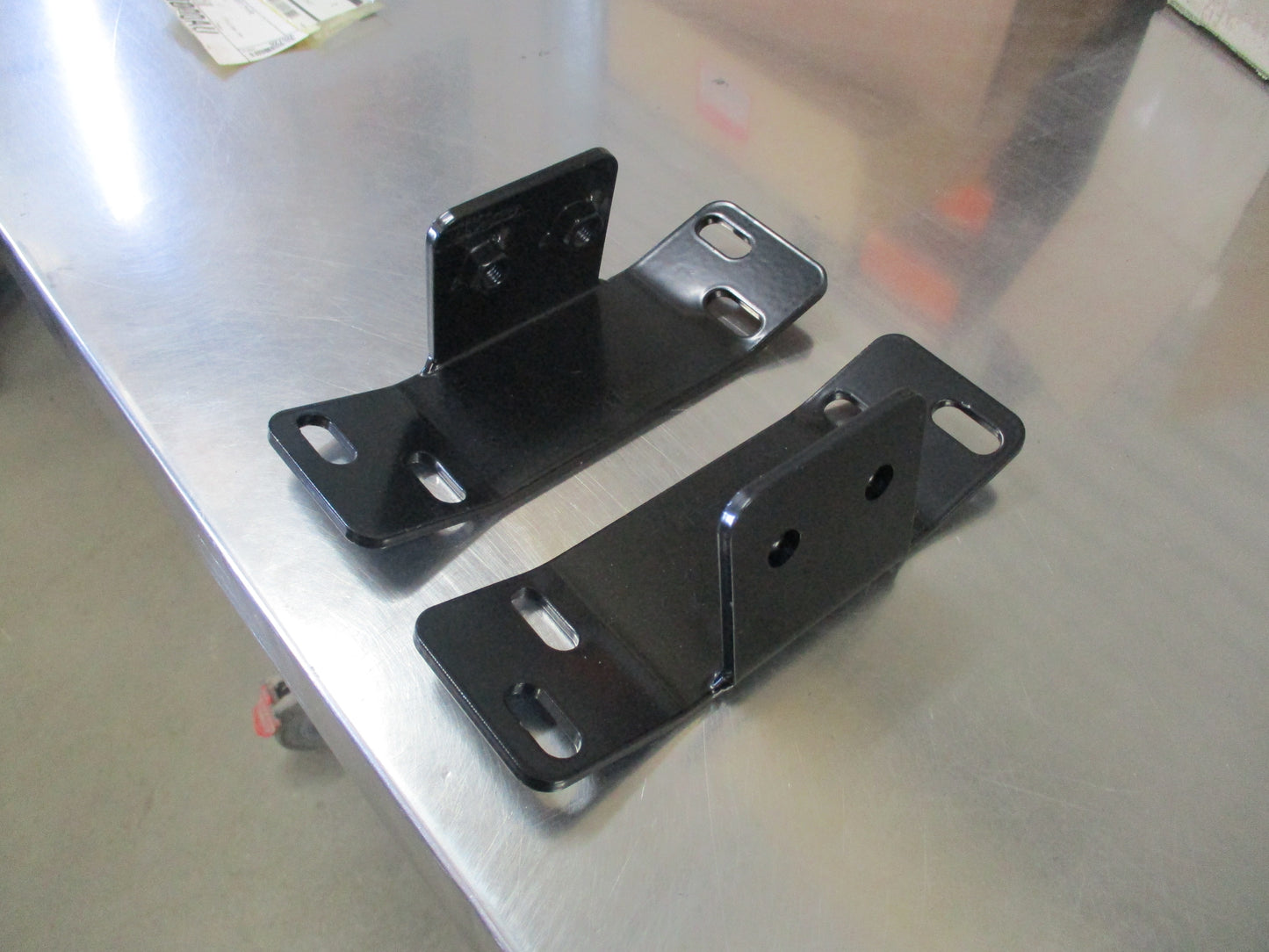 Nissan R51M Pathfinder Genuine Bar Mounting Brackets New