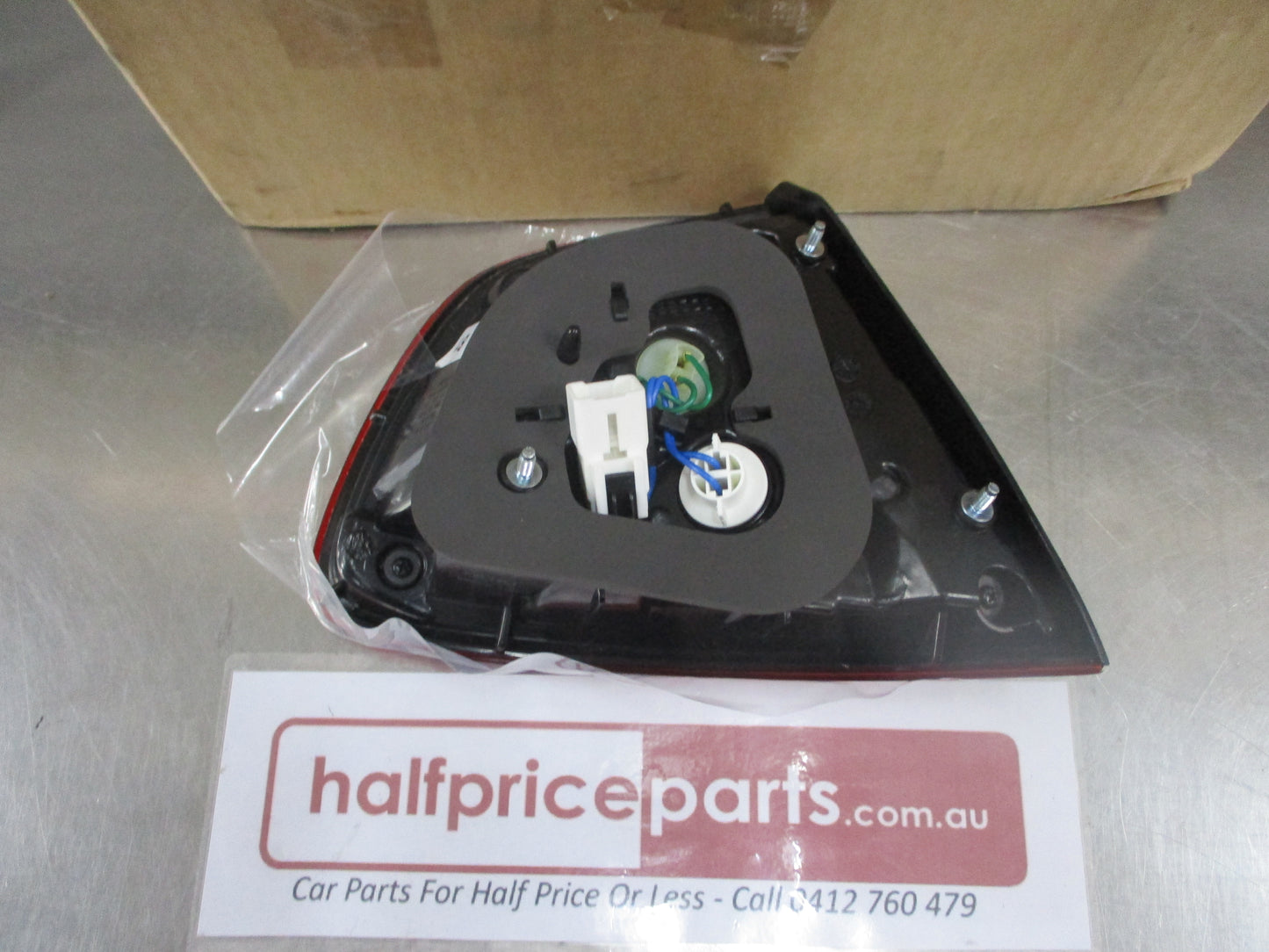 Kia Rio Genuine Right Hand Rear Tail Light New Part