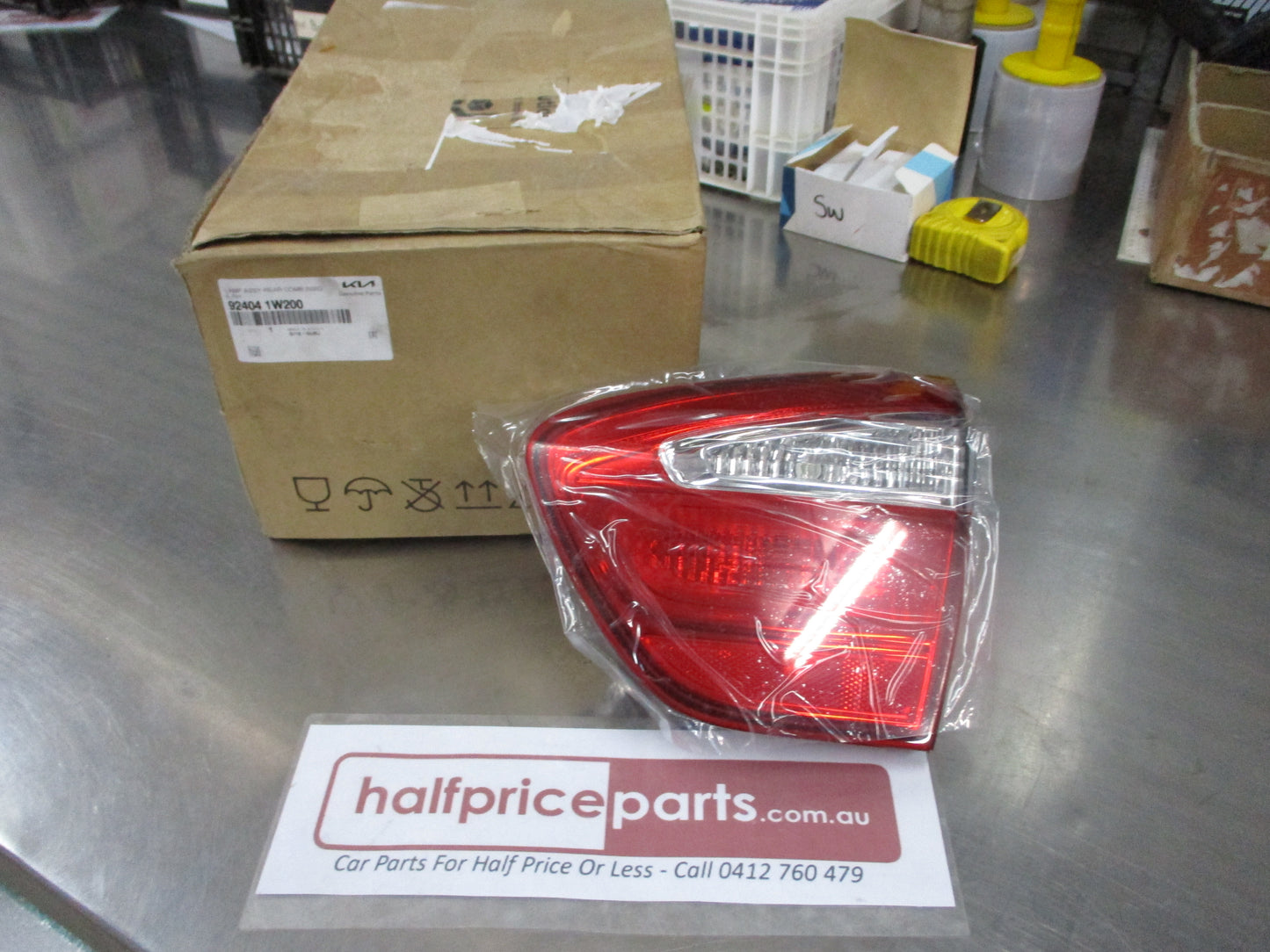 Kia Rio Genuine Right Hand Rear Tail Light New Part