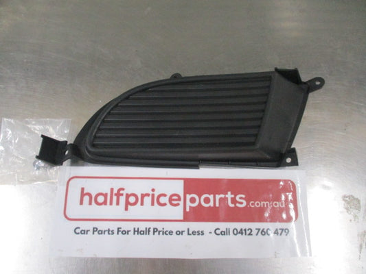 Mitsubishi Lancer Genuine Right Hand Front Fog Light Grille Bezel New Part