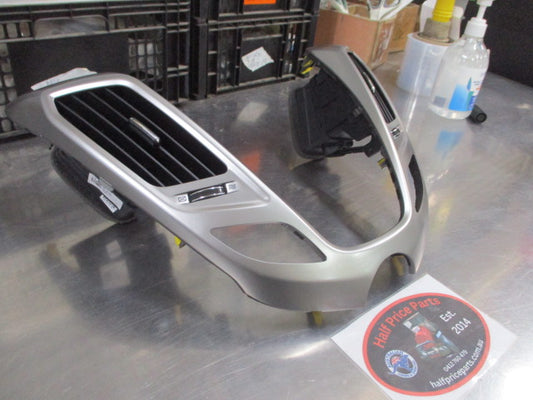 Hyundai Veloster Genuine Head Unit Fascia Center Panel And Air Vent Assembly New Part