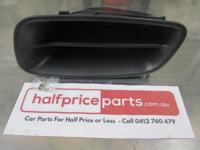 Mitsubishi Pajero Genuine Left Hand Front Fog Light Cover New Part