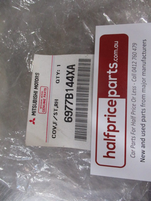 Mitsubishi MQ Triton Genuine Right Hand Seat Adjustment Lever New Part
