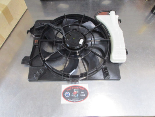 Hyundai Accent /Veloster Genuine Engine Electrical Cooling Fan Blower Assembly New Part