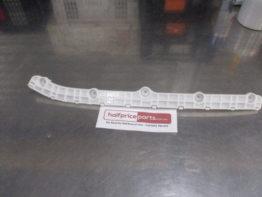 Mitsubishi Pajero Sport Genuine Right Hand Rear Bumper Bracket Face Support New Part