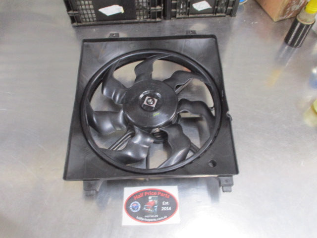 Hyundai Santa Fe Genuine Electric Fan With Housing Blower Assembly New Part