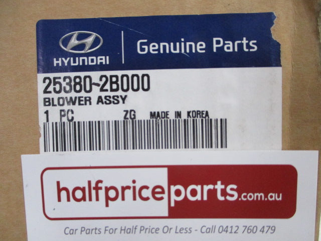 Hyundai Santa Fe Genuine Electric Fan With Housing Blower Assembly New Part