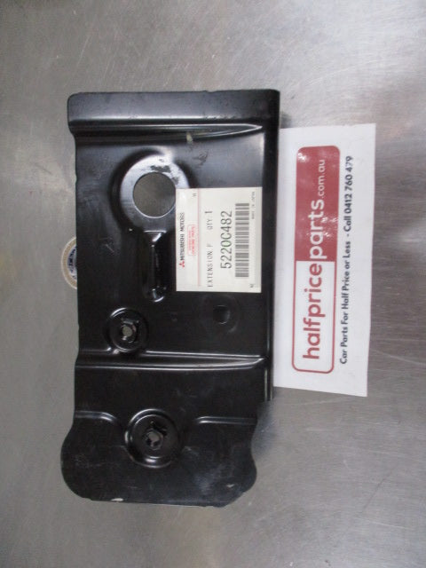 Mitsubishi Outlander/Lancer Genuine Right hand Lower Extension New Part