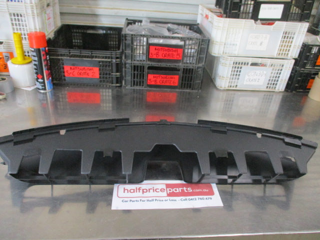 Mitsubishi Lancer/Evolution/Ralliart Genuine Front Bumper Grille New Part