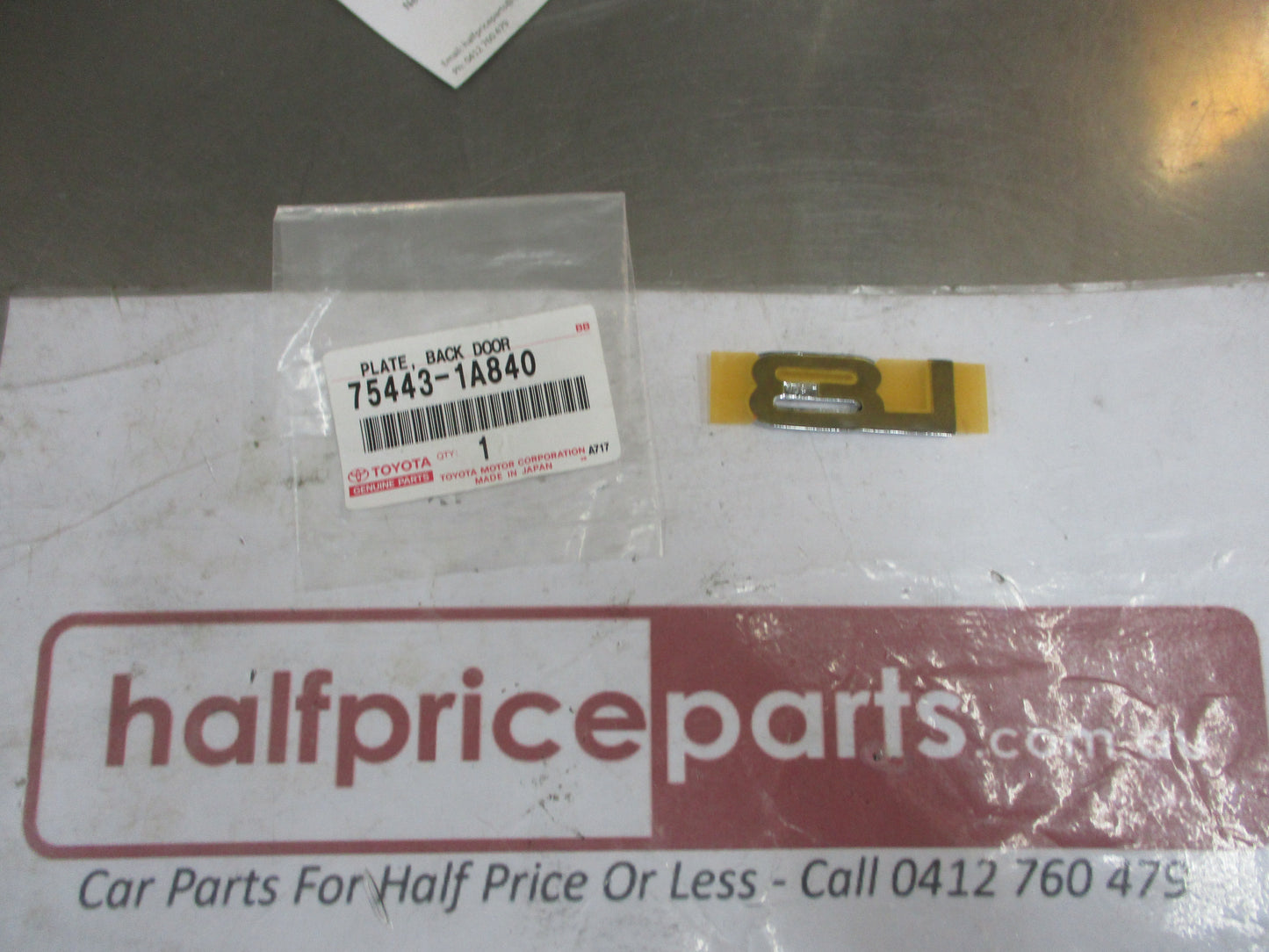 Toyota Corolla 1.8 Genuine Chrome Guard Emblem New Part