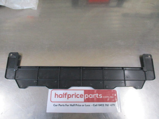 Mitsubishi Challenger/Triton/Pajero Sport Genuine Upper Radiator Air Guide Panel New Part