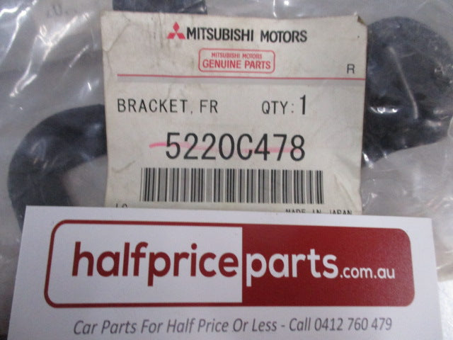 Mitsubishi Lancer Evolution (without Ralliart) Genuine Right Fender Mounting Bracket New Part