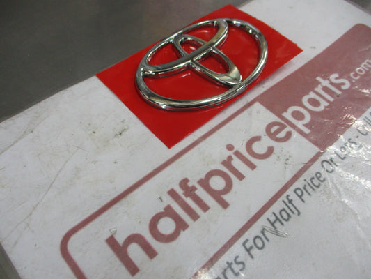 Toyota Camry ACV36 Genuine Rear Boot Chrome Emblem New Part