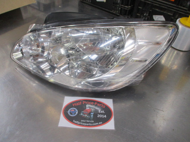 Hyundai Getz TB Genuine Right Hand Front Head Light (Drivers) New Part