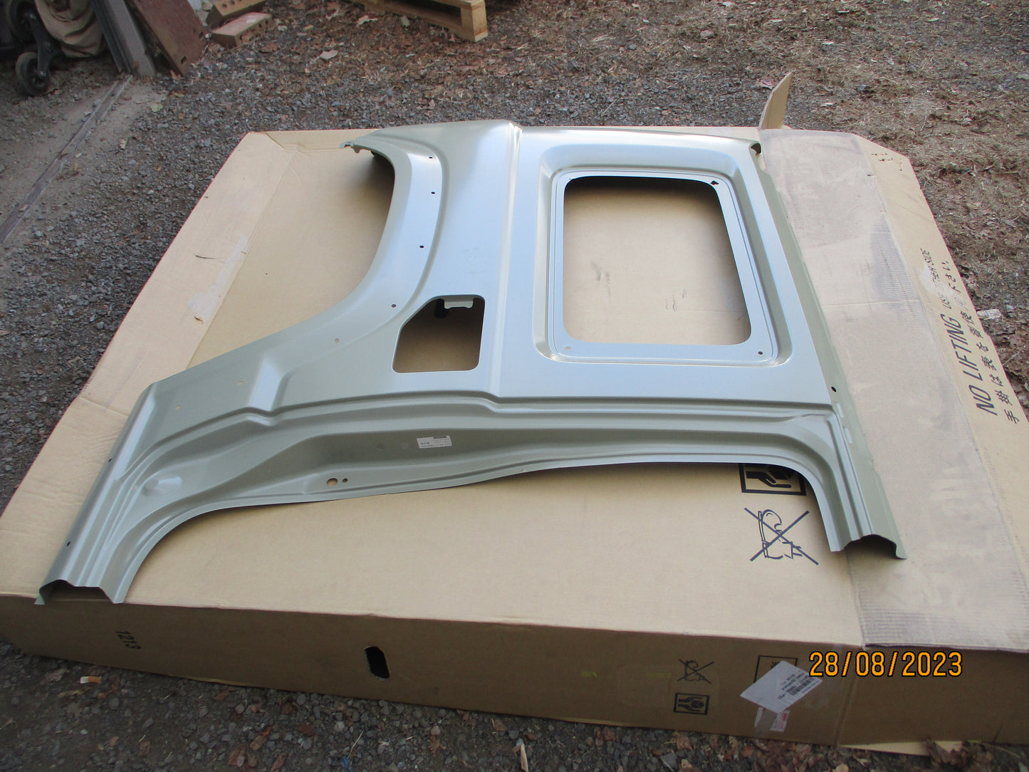 Suzuki Jimny Genuine Drivers Side Rear Quarter Panel New Part