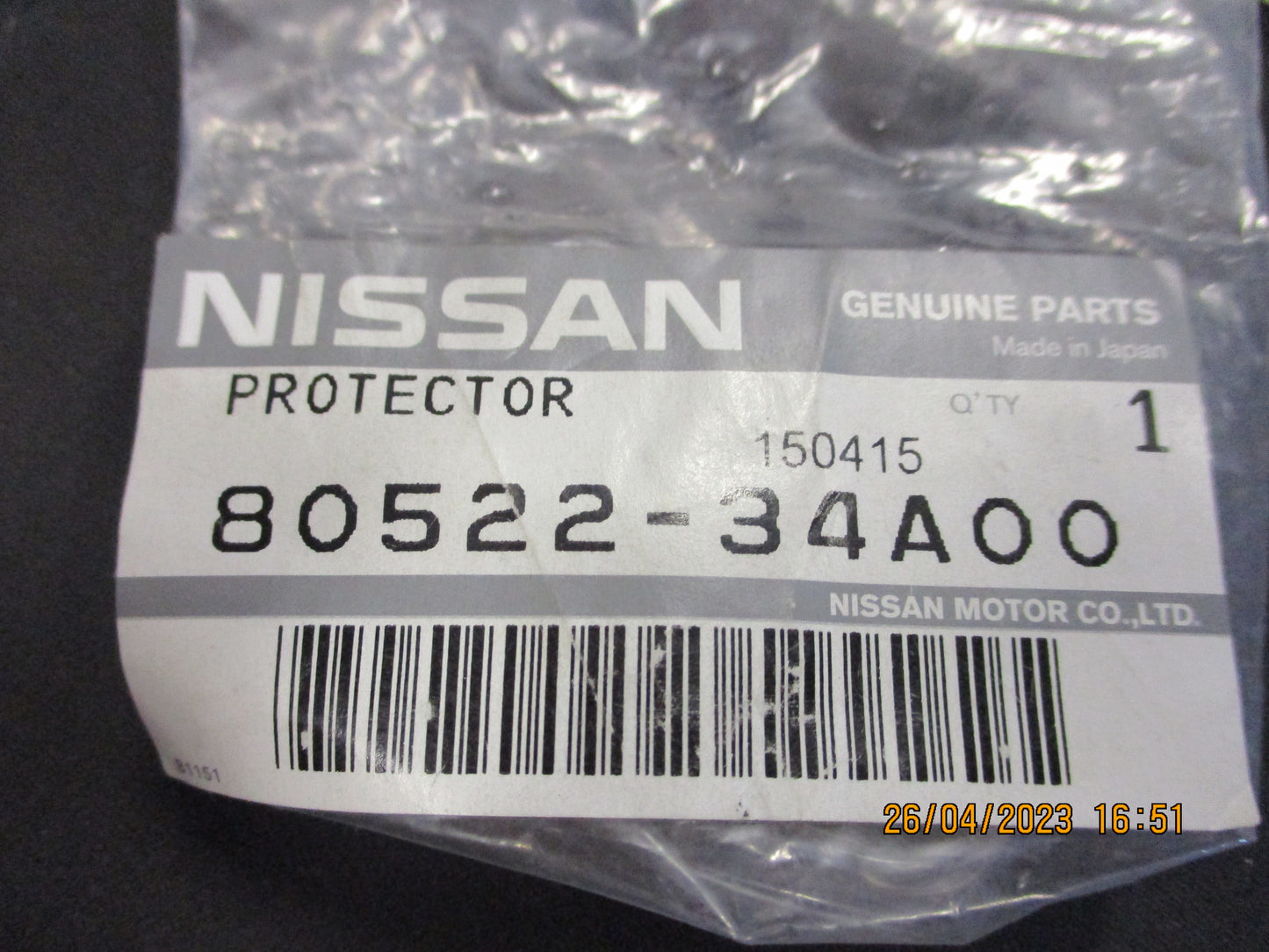 Nissan Pulsar Genuine Right Hand Front Door Rod Cylinder Protector New Part