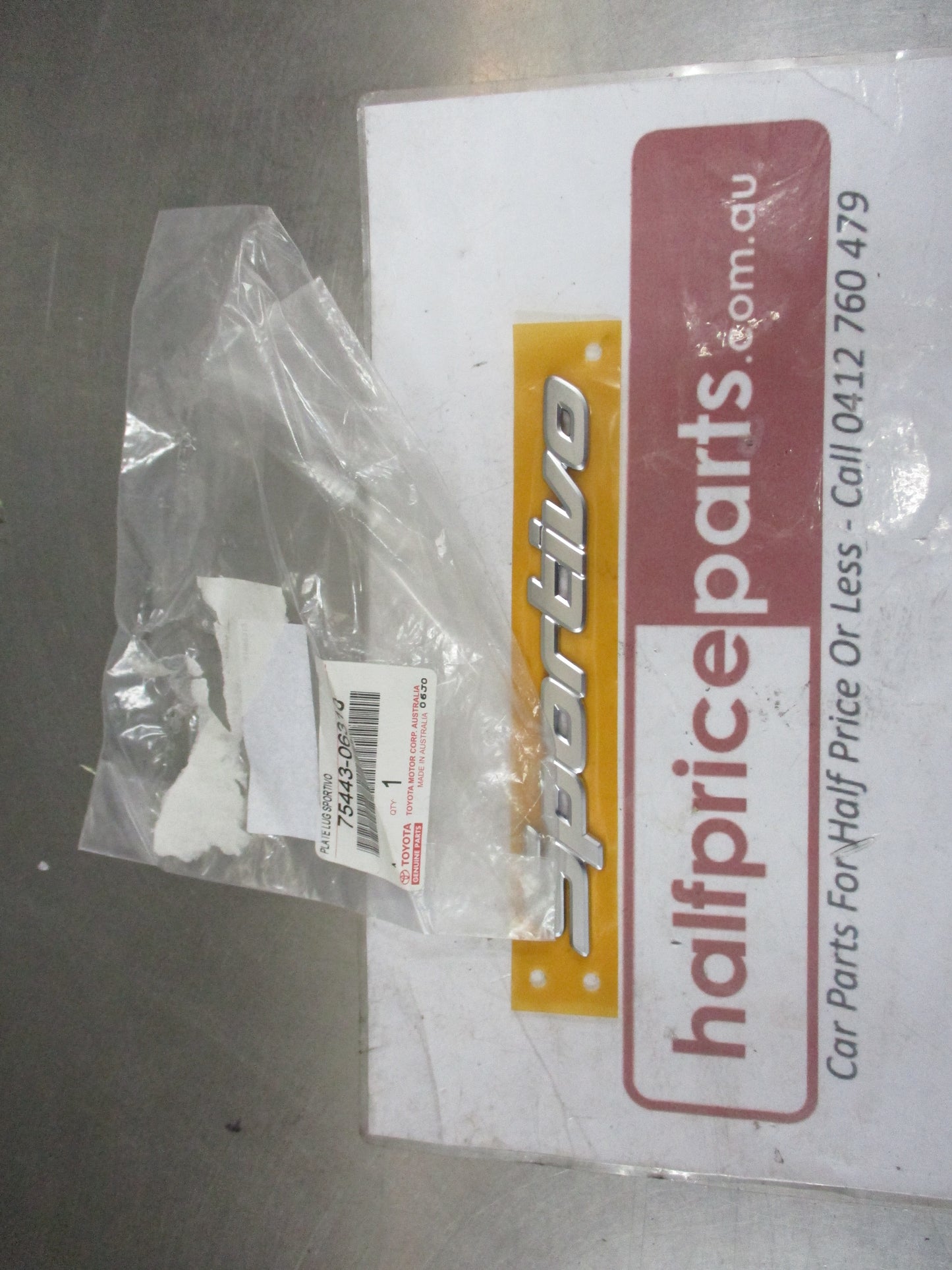Toyota Camry Sportivo Genuine Rear Boot Emblem New Part
