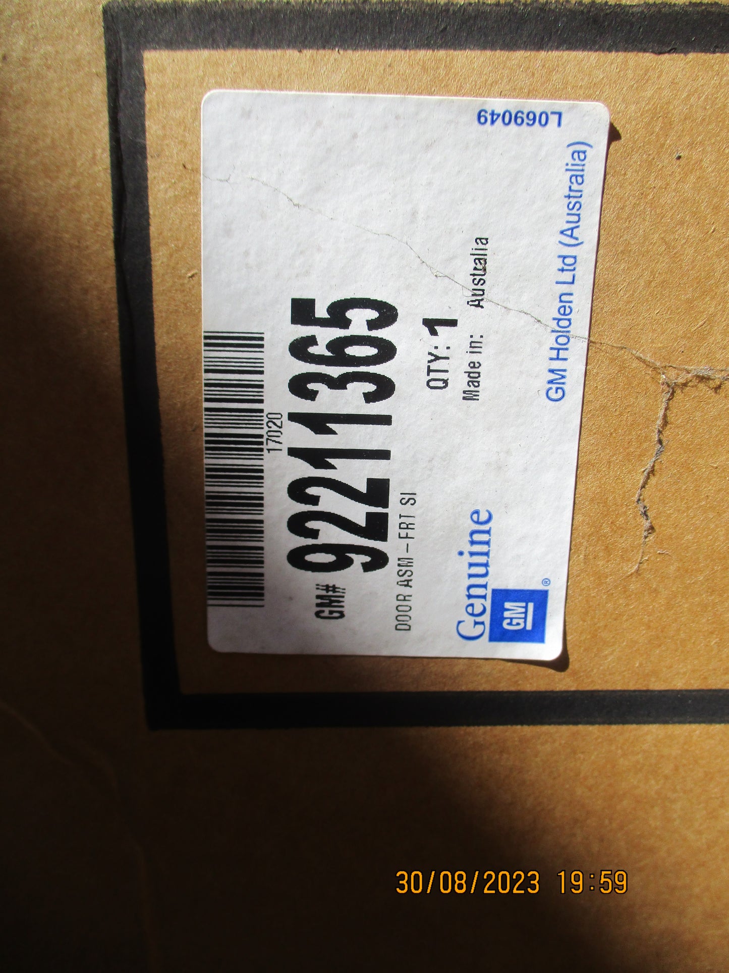 Holden VZ Commodore/Caprice/Calais/Monaro (Black Factory Primer) New Part