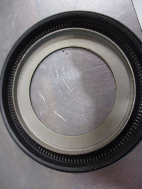 Mitsubishi Canter Genuine Rear Hub Oil Seal New Part