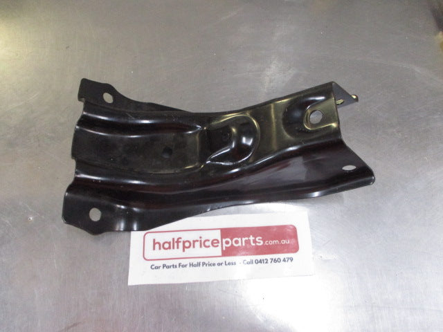 Mitsubishi Outlander Sport Genuine Rear Floor Pan Front Bracket New Part