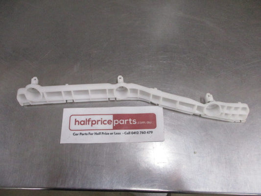 Mitsubishi Outlander Genuine Rear Bumper Left Hand Bracket New Part