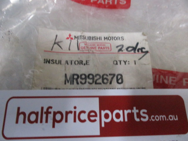 Mitsubishi Triton/Challenger Genuine Front Engine Mount Insulator New Part