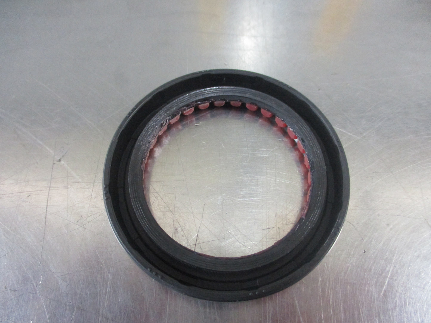 Holden GM Camaro Genuine Manual Transmission Output Shaft Seal New Part