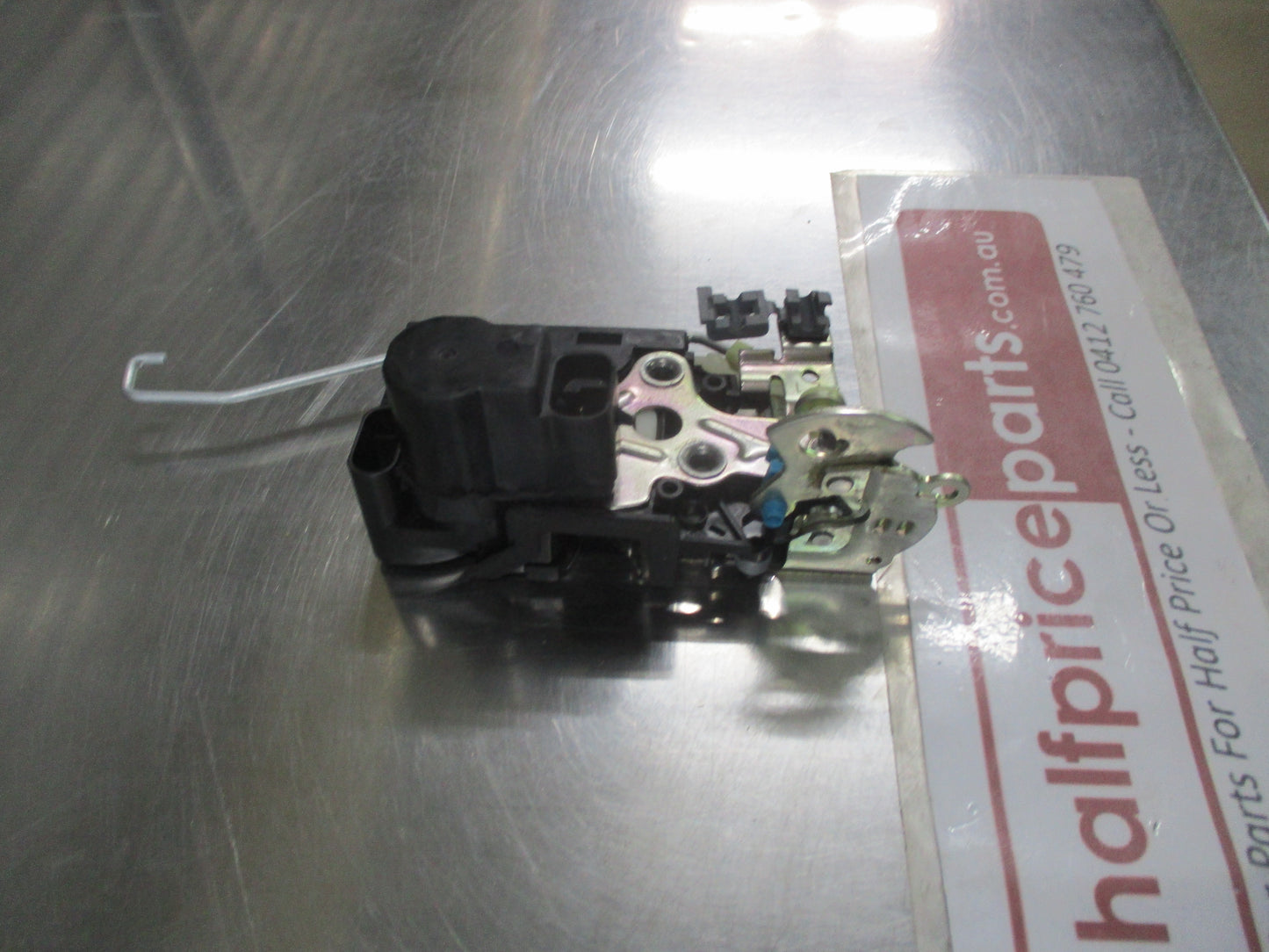 Holden Barina Genuine Front Left Hand (Passenger) Door Latch Assembly New Part