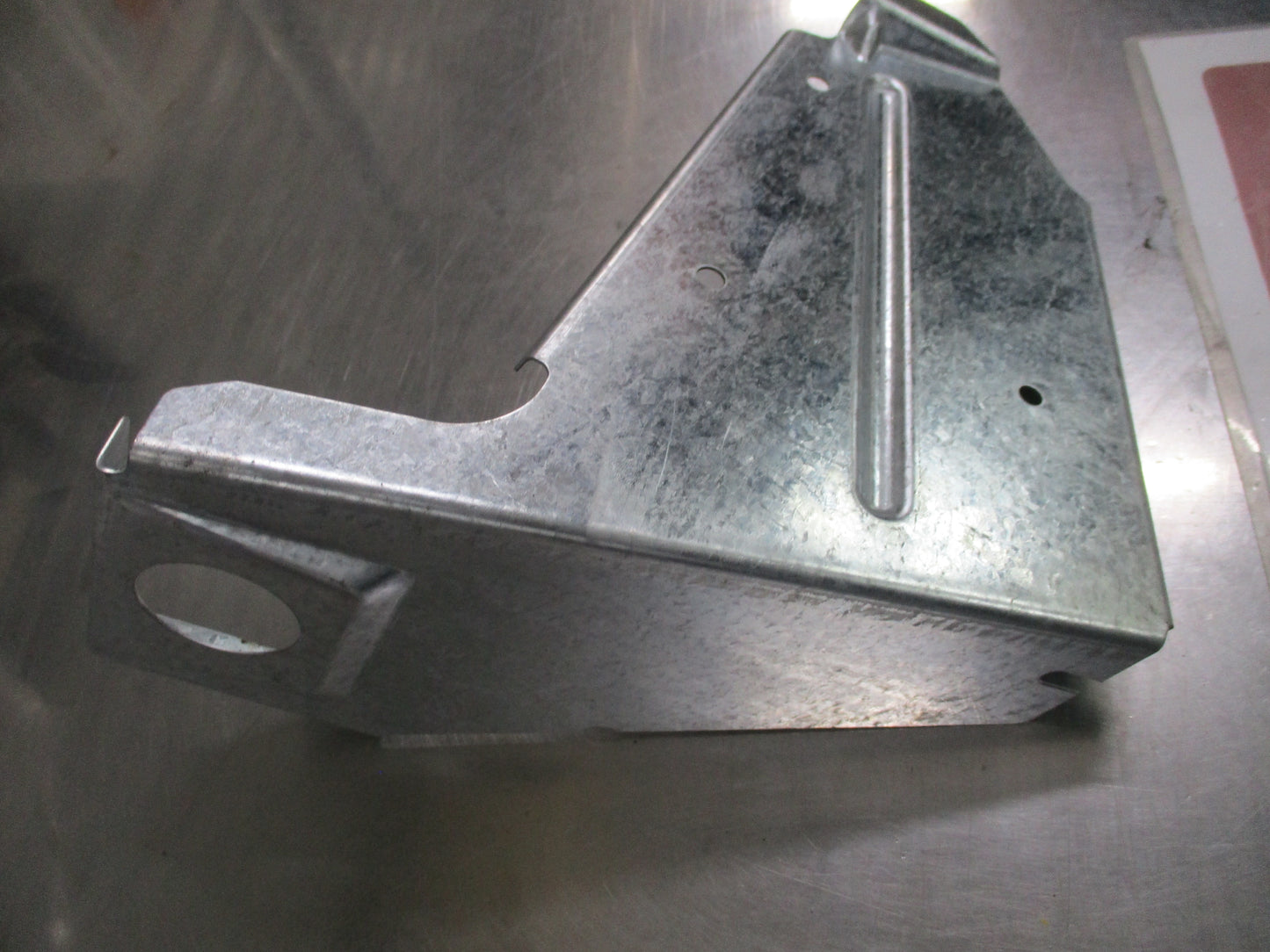 Holden Commodore VT/VX/VY/VZ Genuine Front Left Hand Wheel House Panel Bracket New Part