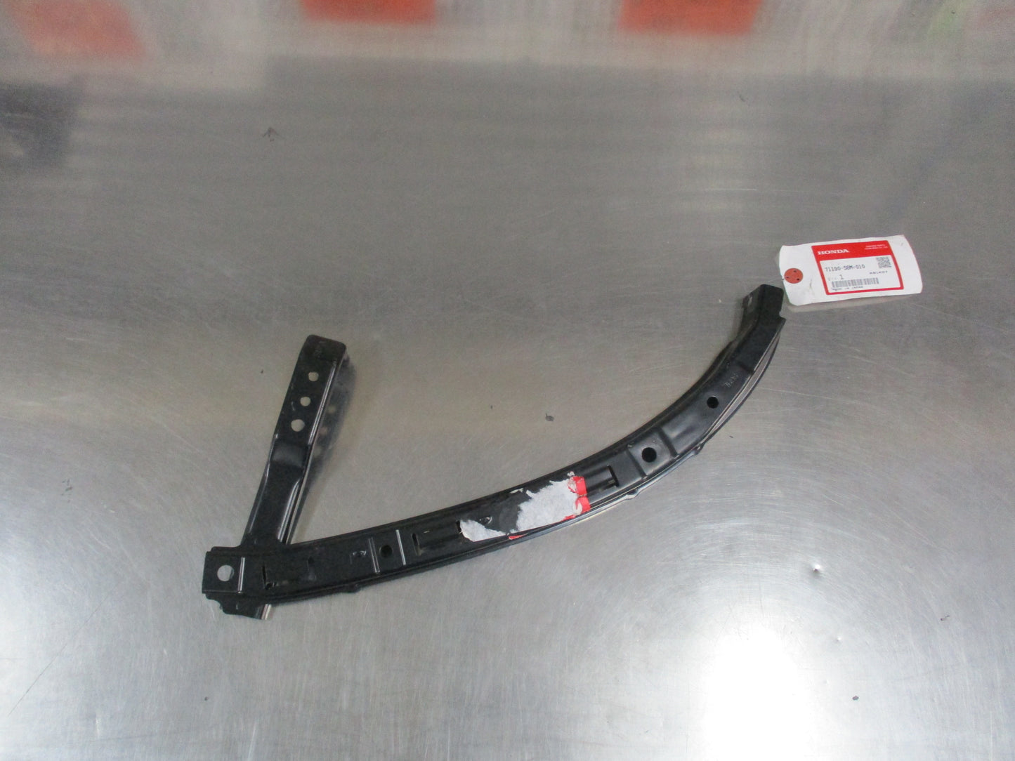 Honda Integra Genuine Front Passenger Bumper Bracket New