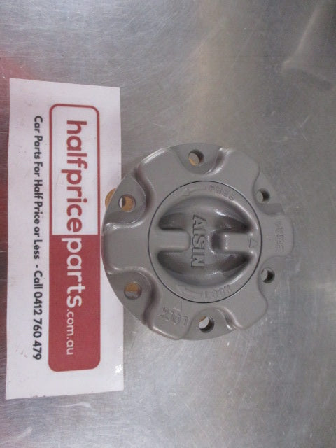 Mitsubishi Triton/Pajero Genuine Freewheel Hub Cover New Part