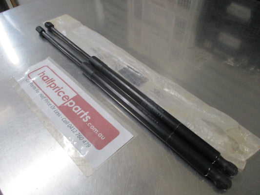 Nissan Pathfinder Genuine Tail Gate Strut Pair Used Part VGC