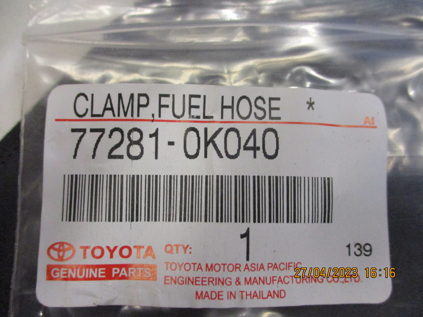 Toyota Hilux Genuine Fuel Tank Hose Tube Clip New Part