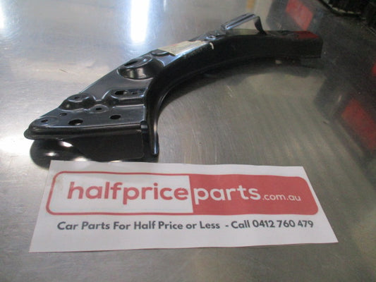 Mitsubishi Outlander Genuine Right Hand Upper Front Headlight Support Panel New Part