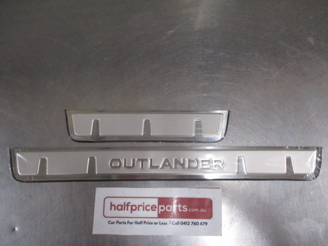 Mitsubishi Outlander Genuine Stainless Scuff Plate Set New Part