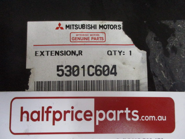 Mitsubishi Pajero Sport Genuine Right Hand Rear End Panel Extension New Part