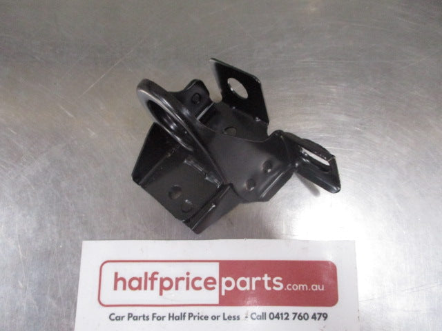 Mitsubishi Triton Genuine Lower Right Hand Radiator Bracket New Part