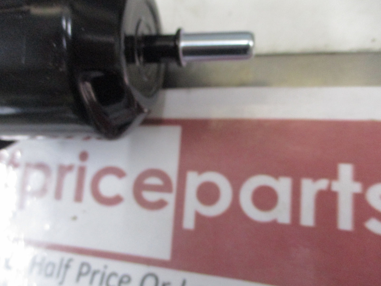 Hyundai Accent Genuine Fuel Filter New Part