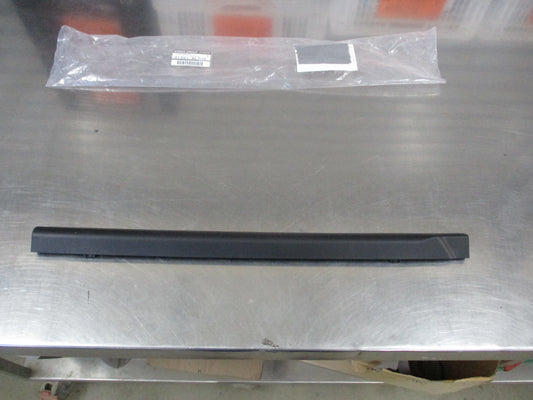 Nissan Elgrand Genuine Passenger Side Sunroof Trim New