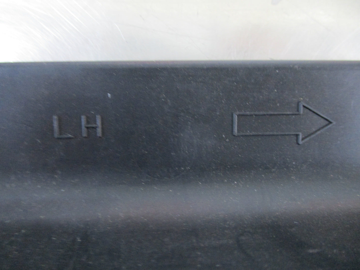 Nissan Elgrand Genuine Passenger Side Sunroof Trim New