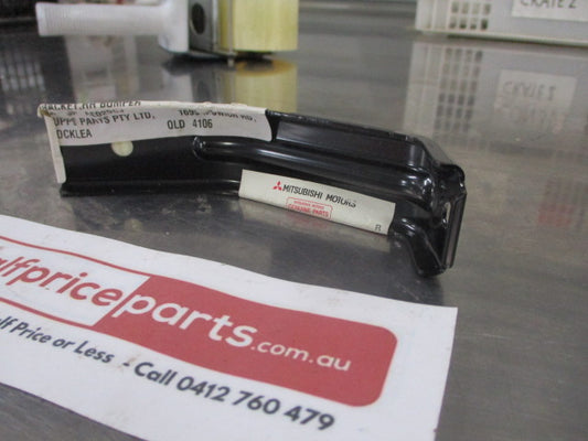 Mitsubishi Outlander Genuine Rear Body Extension Bracket New Part