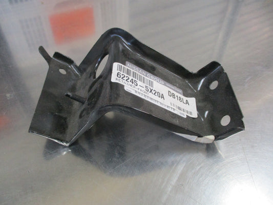 Nissan Navara / Pathfinder Genuine Passenger Side Bumper Bracket New