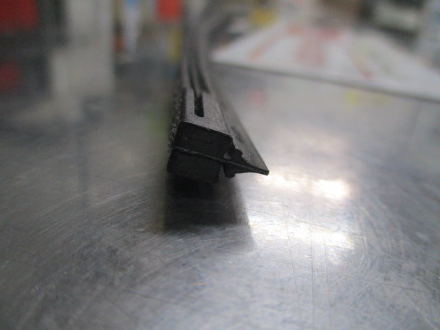 Mitsubishi Mirage/Pajero/Lancer/Outlander Genuine Rear Windscreen Wiper Blade Refill New Part