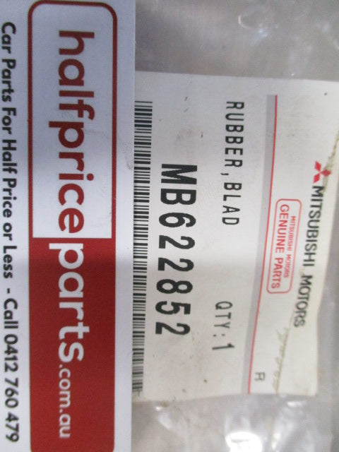 Mitsubishi Pajero/Galant/Mirage/Magna/Eclipse Genuine Rear Windscreen Wiper Blade Refill New Part