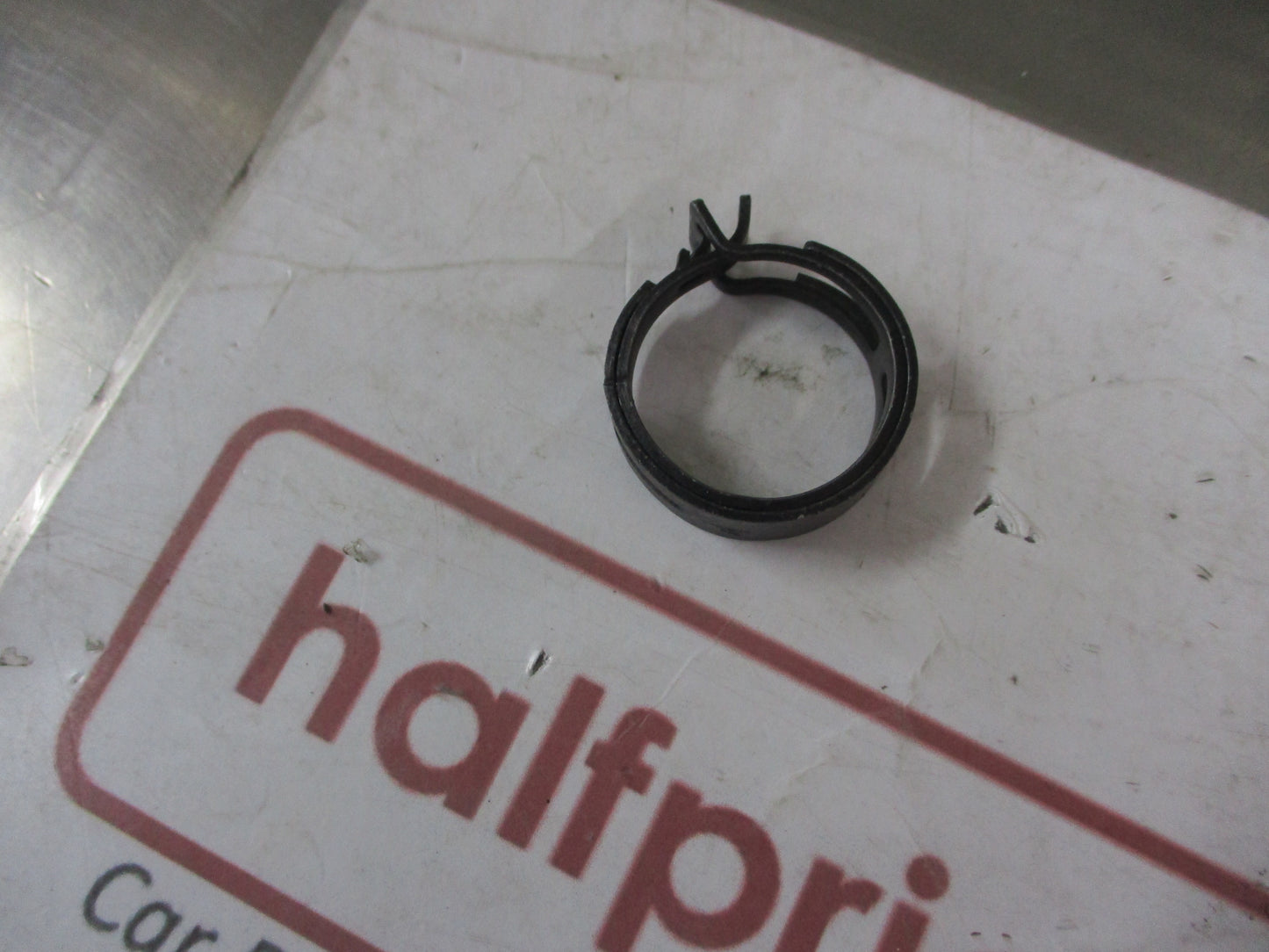 Nissan Parthfinder Genuine Heater Hose Clamp New Part
