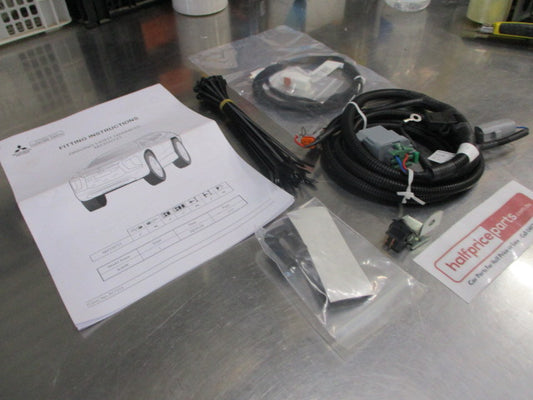 Mitsubishi Pajero Sport Genuine Driving Light Wiring Harness Kit New Part